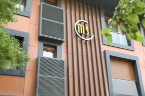 Maidos suites